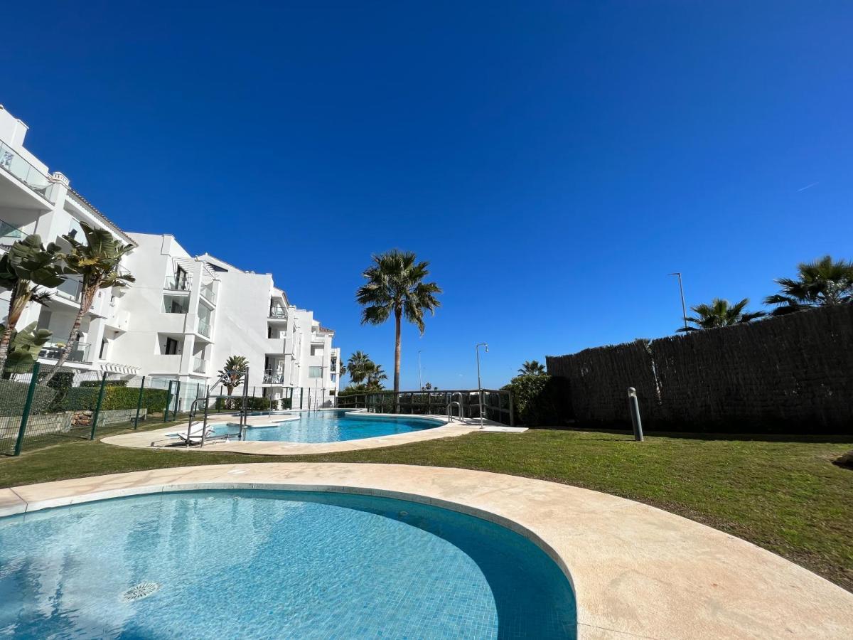 Apartment In Manilva, Just A Few Steps From The Beach المظهر الخارجي الصورة